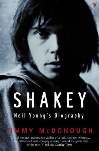 Imagen de archivo de Shakey : Neil Young's Biography a la venta por HPB-Diamond