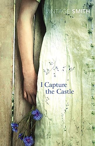 Stock image for I Capture The Castle (Vintage Classics) for sale by Gulf Coast Books
