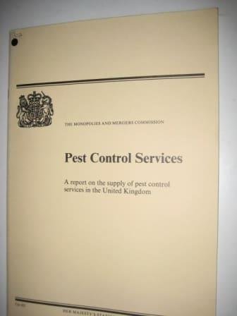 9780101030229: Pest control services: a report on the supply of pest control services in the United Kingdom: 302 (Cm.)