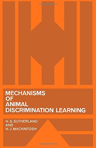 Imagen de archivo de Mechanisms of Animal Discrimination Learning a la venta por ThriftBooks-Dallas