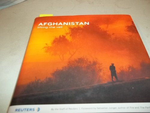 Imagen de archivo de Afghanistan : Lifting the Veil a la venta por Better World Books