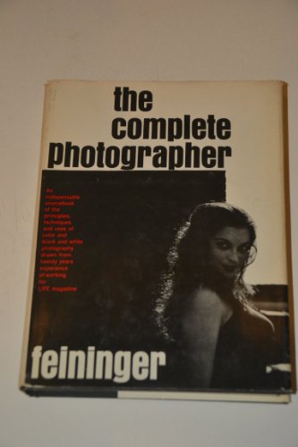 Stock image for The Complete Photographer for sale by BooksRun