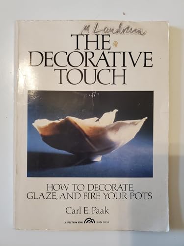 9780131980778: The Decorative Touch