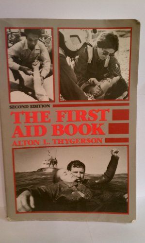 9780133180152: The First Aid Book