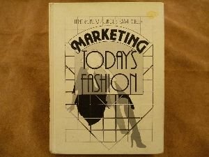 9780135581551: Marketing Today's Fashion