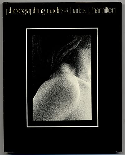 Imagen de archivo de Photographing Nudes a la venta por Hawking Books