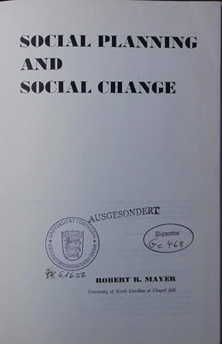 Beispielbild fr Social planning and social change (Social science foundations of social welfare series) zum Verkauf von Wonder Book