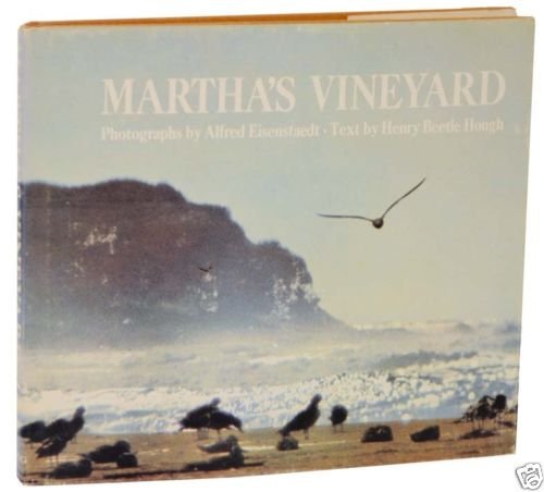 Beispielbild fr Martha's Vineyard zum Verkauf von Ergodebooks