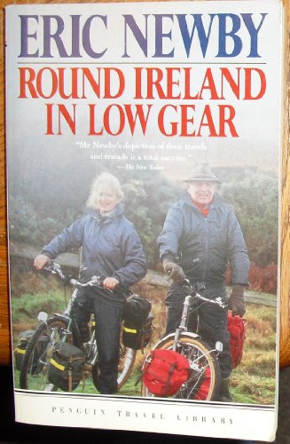 9780140095883: Round Ireland in Low Gear (Penguin Travel Library) [Idioma Ingls]