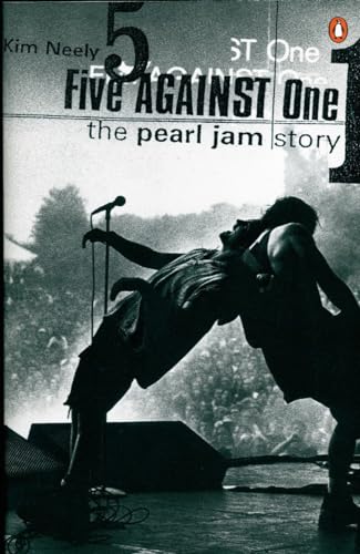 9780140276428: Five against One: The Pearl Jam Story