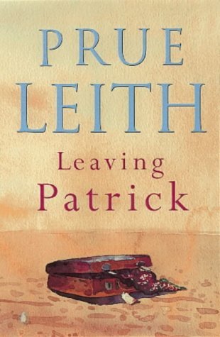 Imagen de archivo de Leaving Patrick a la venta por Better World Books