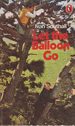 Beispielbild fr Let the Balloon Go (Puffin Books) zum Verkauf von WorldofBooks