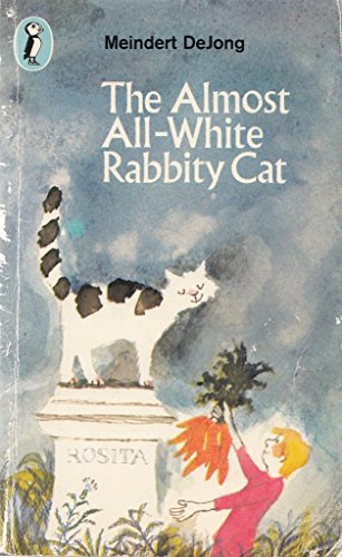 Imagen de archivo de The Almost All-White Rabbity Cat (Puffin Books) a la venta por WorldofBooks