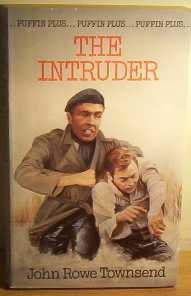 Intruder (9780140313734) by Townsend, John Rowe