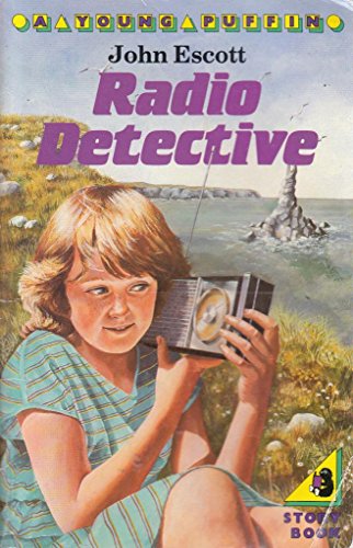 Beispielbild fr Radio Detective (Young Puffin Books) zum Verkauf von Reuseabook