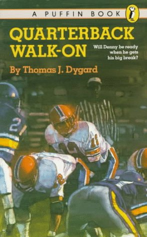 9780140341157: Quarterback Walk-On (Puffin story books)