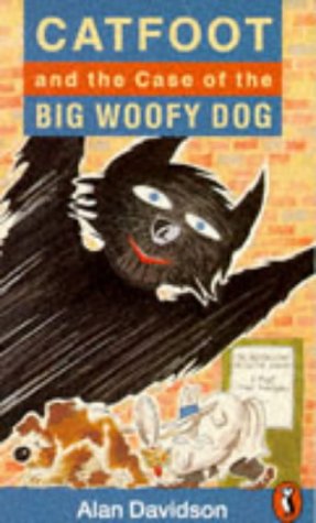 9780140348477: Catfoot And the Case of the Big Woofy Dog (Young Puffin Story Books S.)