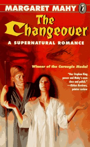 9780140365993: The Changeover: A Supernatural Romance (Point)