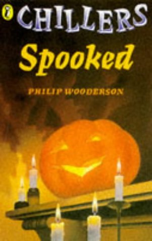 Imagen de archivo de Chillers: Spooked a la venta por Reuseabook