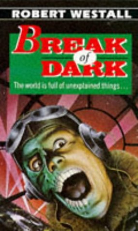 9780140373110: Break of Dark: Hitch-Hiker; Blackham's Wimpey; Fred, Alice And Aunty Lou; St.Austin Friars; Sergeant Nice (Puffin Teenage Fiction S.)