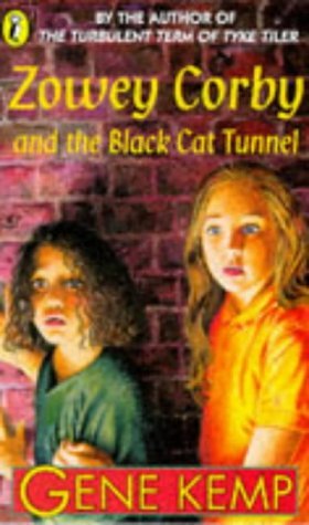 Zowey Corby And The Black Cat Tunnel (9780140380712) by Kemp, Gene