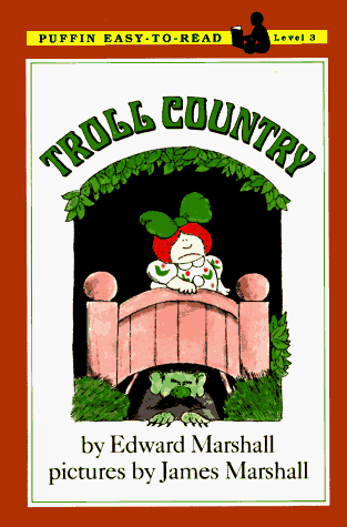 Imagen de archivo de Troll Country (Easy-to-Read, Puffin) a la venta por SecondSale