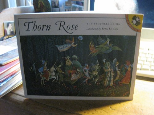 Beispielbild fr Thorn Rose zum Verkauf von ThriftBooks-Dallas