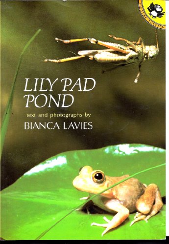 Beispielbild fr Lily Pad Pond (Picture Puffins) zum Verkauf von Wonder Book