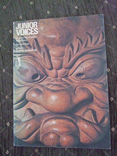 Beispielbild fr Junior Voices: Bk. 3: An Anthology of Poetry and Pictures (Penguin education) zum Verkauf von WorldofBooks