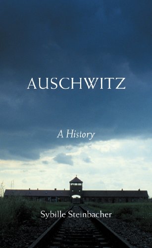 9780141021423: Auschwitz: A History