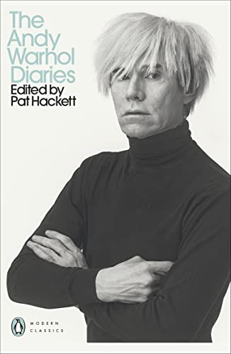 Beispielbild fr The Andy Warhol Diaries Edited by Pat Hackett (Penguin Modern Classics) zum Verkauf von WorldofBooks