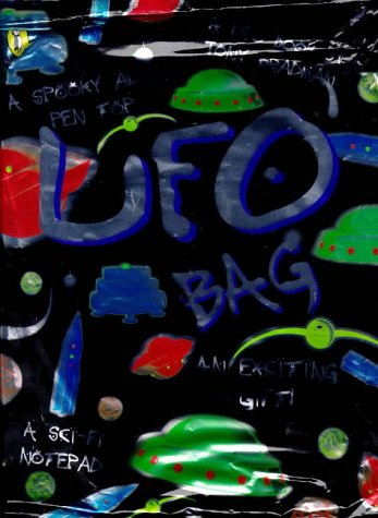 Beispielbild fr Unidentified Flying Object Bag (Puffin Science Fi Book Bags S.) zum Verkauf von Goldstone Books