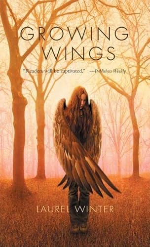 Beispielbild fr Growing Wings zum Verkauf von Wonder Book