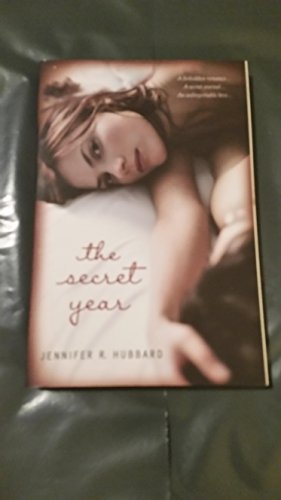 9780142417799: The Secret Year