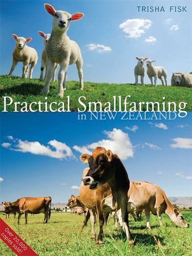 9780143010890: Practical Smallfarming in New Zealand