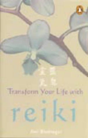Imagen de archivo de Transform Your Life with Reiki a la venta por PAPER CAVALIER US