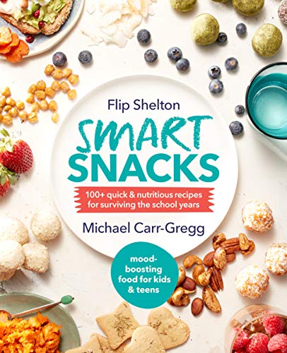 Beispielbild fr Smart Snacks: 100+ Quick and Nutritious Recipes for Surviving the School Years zum Verkauf von Ammareal