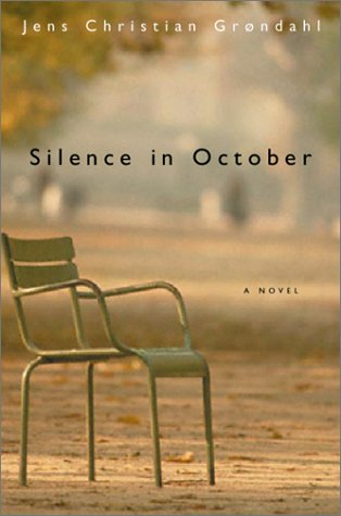 Imagen de archivo de Silence in October a la venta por Better World Books