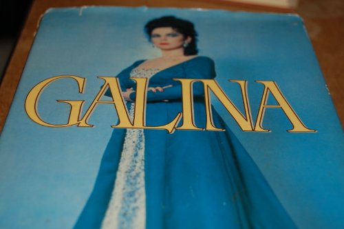 Imagen de archivo de Galina: A Russian Story (English and Russian Edition) a la venta por Wonder Book