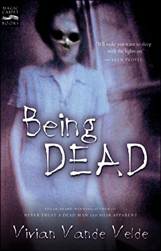 Imagen de archivo de Being Dead a la venta por SecondSale