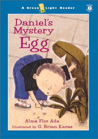 9780152162375: Daniel's Mystery Egg (Green Light Reader. Level 2)