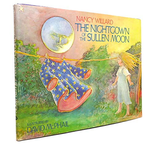 Imagen de archivo de The Nightgown of the Sullen Moon a la venta por Better World Books