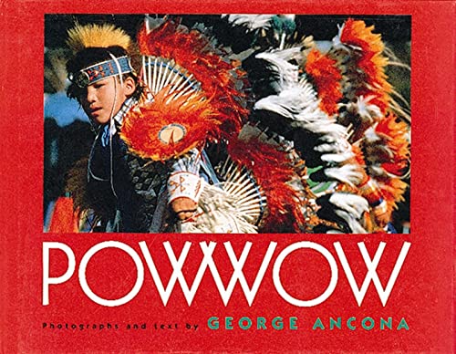 9780152632694: Powwow