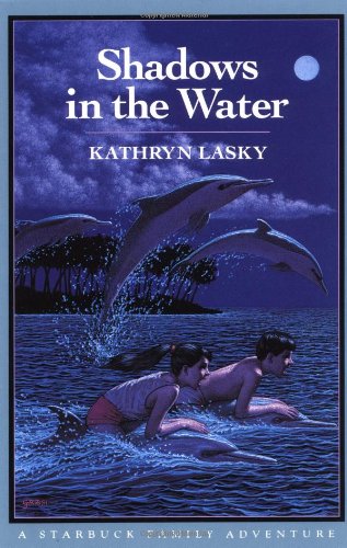 9780152735340: Shadows in the Water: A Starbuck Family Adventure, Book Two