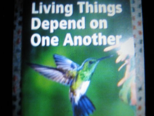 9780153438394: Harcourt Science: Below-Level Reader Grade 3 Living Things Depend on One Another