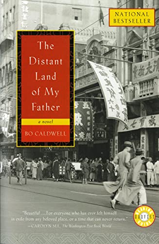 Immagine stock per The Distant Land of My Father: A Los Angeles Times Bestseller ? Gripping Literary Saga of Family, Love, and War