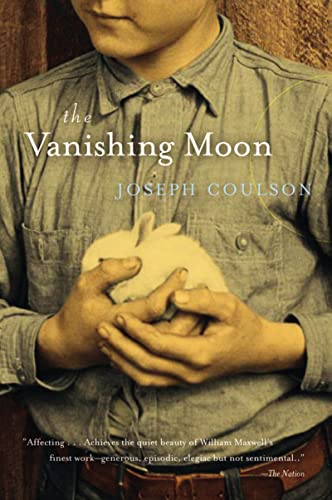 9780156030182: The Vanishing Moon