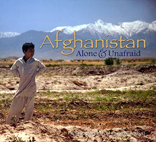 Imagen de archivo de Afghanistan, Alone & Unafraid a la venta por SecondSale