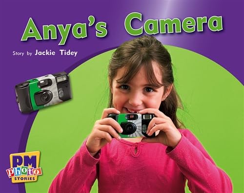 9780170123617: Anya's Camera