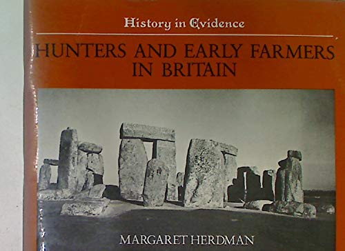 Beispielbild fr Hunters and Early Farmers in Britain. zum Verkauf von Plurabelle Books Ltd